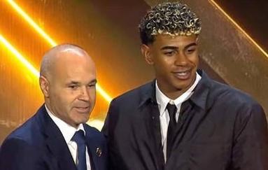 记者：如今国脚级球员税后拿100万甚至几十万年薪越来越普遍