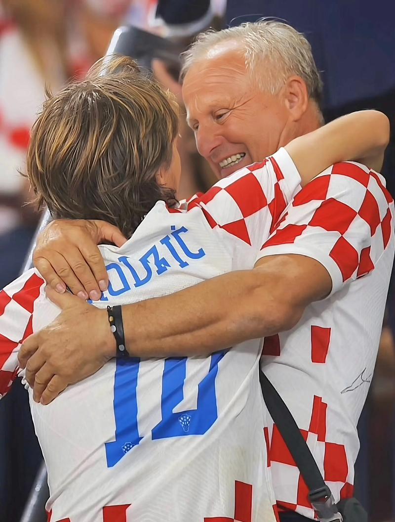 官方：红牛成为国际米兰的新全球能量饮料合作伙伴