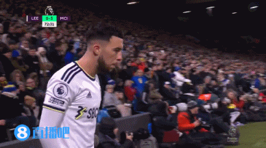 迈克·布朗：哈特整晚防字母哥都非常拼，唐斯进攻篮板很关键